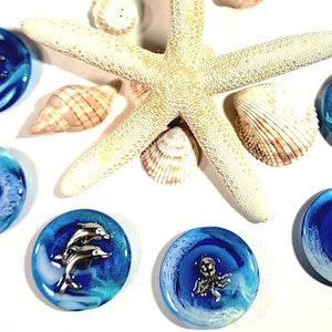 Set of 6 Coastal Magnets, Fluid Resin Art Magnets, Starfish Beach Magnets, Dolphin Ocean Magnet Decor, Resin Beach Magnets, Frig Ocean Decor