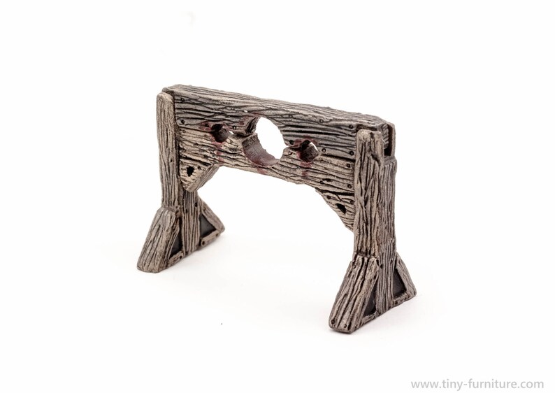 dungeon decor warhammer dwarven forge painted D/&D pathfinder THE PILLORY - Miniature tabletop furniture