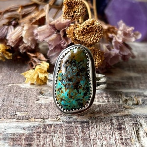 Alacron Nugget turquoise ring. handmade southwestern navajo style jewelry jewellery. blue turquoise ring. Size 8