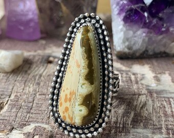 Australian Variscite statement sterling silver ring. handmade boho bohemian navajo southwestern style jewelry jewellery. Size 9