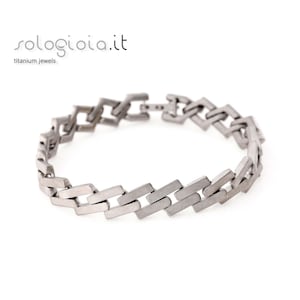 Titanium men&#39;s bracelet - Geometric shape - Lightweight - Durable - Gift
