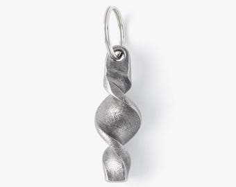 Twisted iron keychain forged by hand, blacksmith made steel keyring