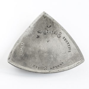 Iron gift 6th anniversary, personalized small triangle dish, hand forged image 7