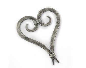 Iron heart wall decor / 6th anniversary gift / hand forged elegant heart iron wall art / blacksmith made
