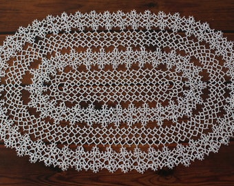 Tatted lace oval doily