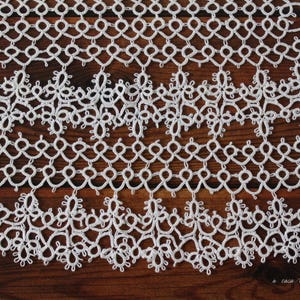 Tatted lace oval doily image 6