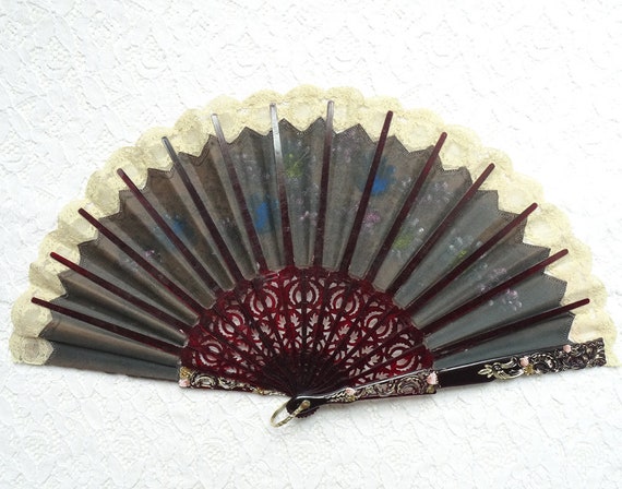 Antique Hand Painted Ladies Folding Hand Fan Flow… - image 9