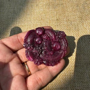 Unique 256.5cts UNTREATED NATURAL RUBY Gemstone Dragon hand carving statue - Natural light