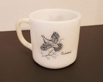 Vintage federal milk glass grouse/pheasant coffee cup mug VC7