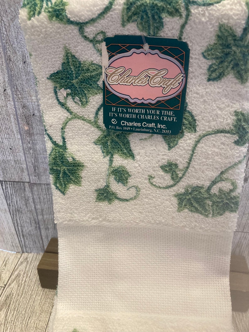 IVY: Charles Craft 
Cross Stitch Kitchen Towel
White and Green
100% Cotton

Smoke Free and Corgi Friendly Home