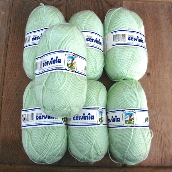 Vintage Lane Cervinia Amalfi Yarn Pastel Green Baby Acrylic Made in Italy 50g Balls Lot of 7