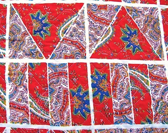Vintage Pre-Quilted Fabric Red Floral Patchwork Print 2 7/8 yd Piece 42 Wide White Nylon Backing