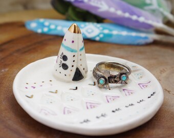 Tee Pee ceramic Ring Cone dish, Ring Holder, Boho Jewelry, jewelry ring holder, handmade ring holder