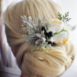 Wedding Hair Comb, Bridal Comb, Floral Hair Comb, Wedding Comb, Boho Flower Comb, Boho, Hair Comb, Ivory Crown, Greenery, White