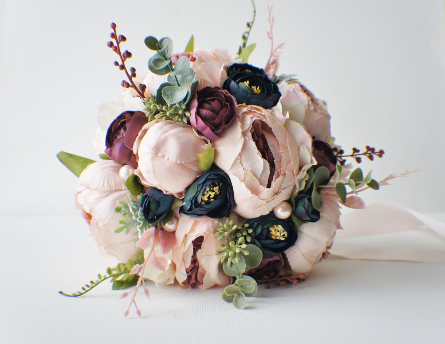 Vintage 2017 Artificial Mixed Flowers Wedding Bridal Bouquet Bridesmaid Flower Vintage 2017 Artificial Mixed Flowers Wedding Bridal Bouquet Bridesmaid Flower