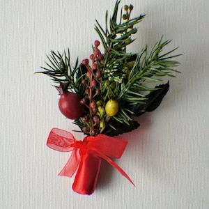 Boutonniere, Pine Rosehip Boutonniere, Wedding flowers, Winter Boutonniere, Button Hole Groom Groomsmen Wedding Flower, Wedding Boutonnieres