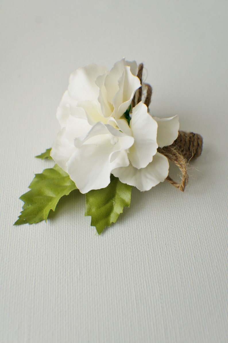 Rustic Wedding Boutonniere Hydrangea Boutonniere Groom Groomsmen Wedding Flower Hydrangea and Pearl Accent
