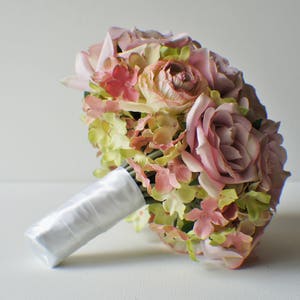 READY TO SHIP Silk Bride Bouquet, Rose Bouquet, Pink, Green Roses, Hydrangeas, Shabby Chic Vintage, Keepsake Bouquet Bridesmaid Bouquet image 3