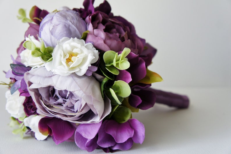 Vintage Wedding Rustic Wedding Shabby Chic Wedding Bride Bridesmade Purple Peony Bridal Bouquet Silk Wedding Bouquet