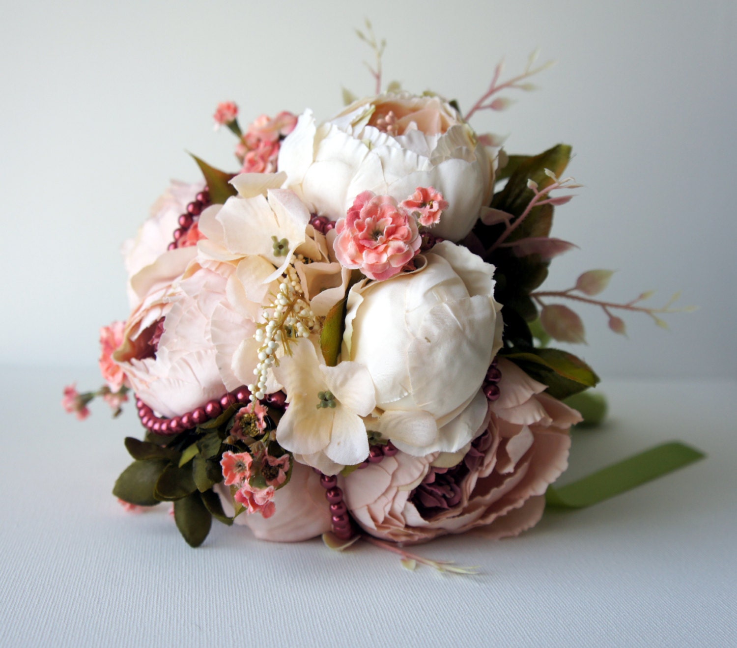 Bridal Wedding Bouquet,Artificial Silk Bride Hand Holding Vintage Rustic  Style Satin Wedding Flower for Wedding, Party and Church