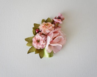 Rose Boutonniere Groom Groomsmen Wedding Flower, Rose and Pearl Accent - Rustic Wedding Boutonnieres