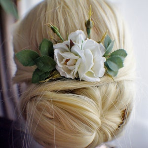 Wedding Hair Comb, Bridal Comb, Floral Hair Comb, Wedding Comb, Boho Flower Comb, Boho, Hair Comb, White Rose Comb, Greenery, White