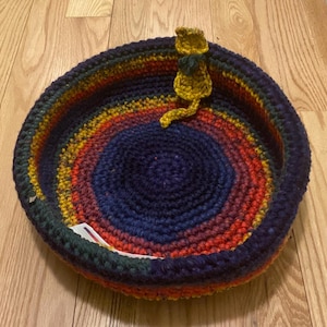 Pet Bed/Crocheted Pet Bed