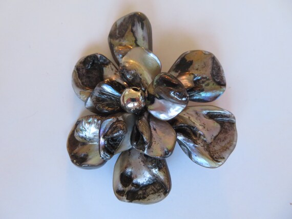 Brooch - Vintage-made from brown Seashells-brown-… - image 3