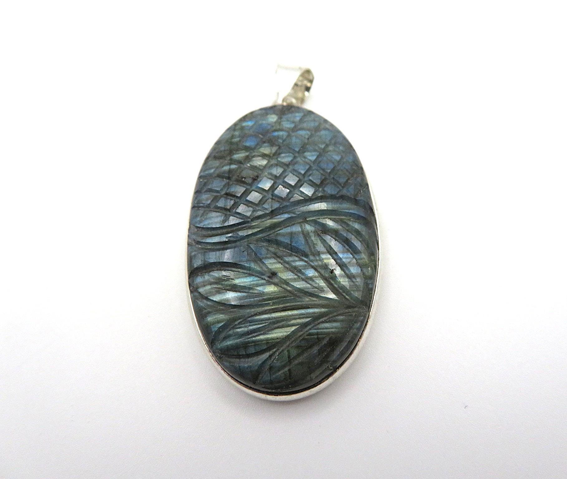 ペンダント - エッチング加工 ブルーグリーン ラブラドライト