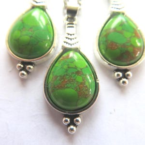 Jewellery set-Silver Pendant-Green Sea Jasper-matching drop earrings-18 inch  necklace-Silver findings-gift