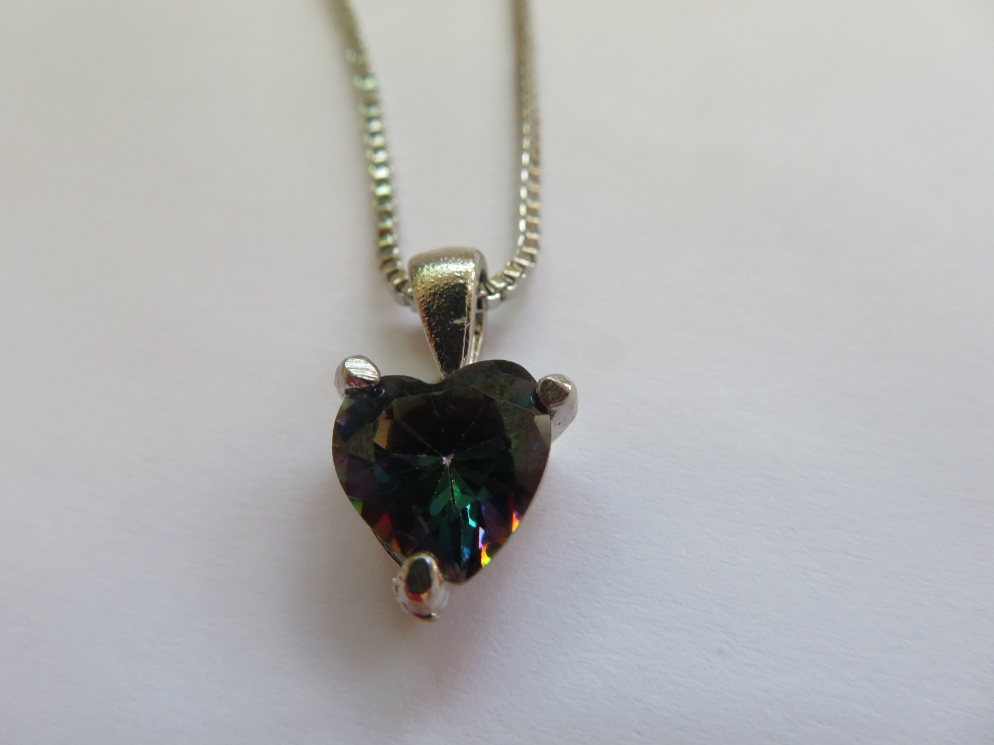 Collana Ciondolo In Argento 925 Con Topazio Mistico Arcobaleno - Cuore Dell'amore - Luckshine