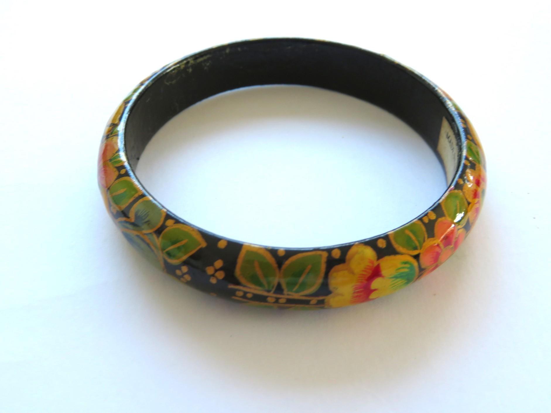 Bracelets-vintage - Hand Painted- Indian Kashmiri -wooden Bangles Bracelets-vintage - Hand Painted- Indian Kashmiri -wooden Bangles
