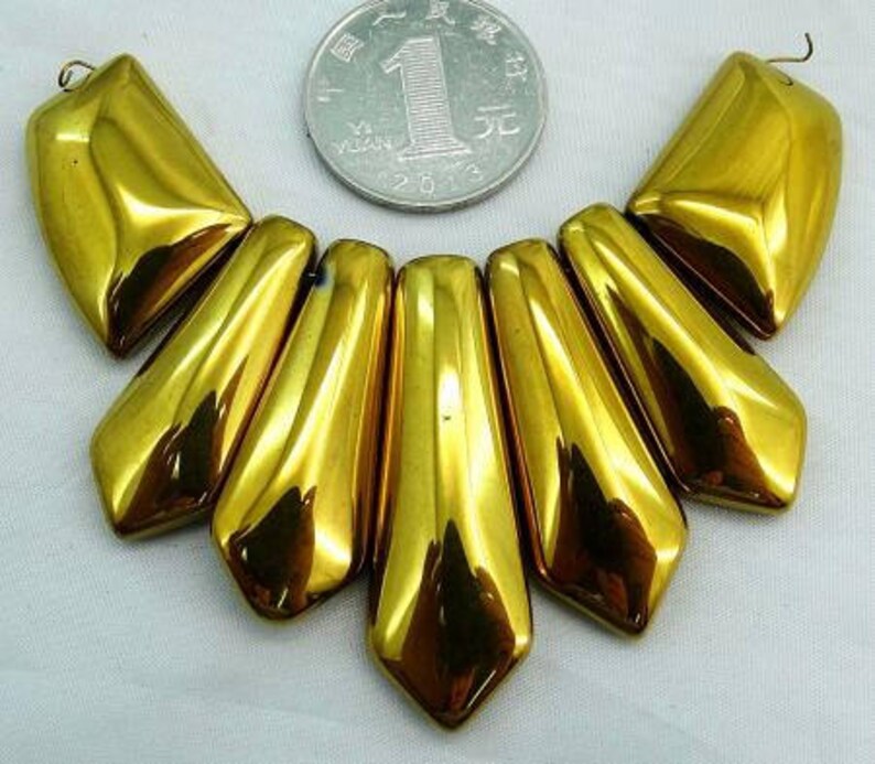 26x18x6-45x15x6 mm. Lot of 7 pcs Natural Titanium Electroplated Agate Gems Pendants Gold Metallic color