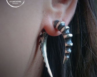 Pendiente de Aro  Plata Cuerno Dragón, Falso dilatador plata, Aro hueso plata, Cuerno de plata