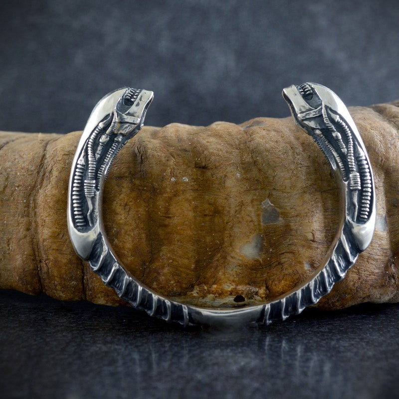 Xenomorph - Etsy