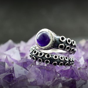 Sterling Silver Octopus Tentacle Ring with Natural Star Sapphire, Unique Handcrafted Sea Jewelry