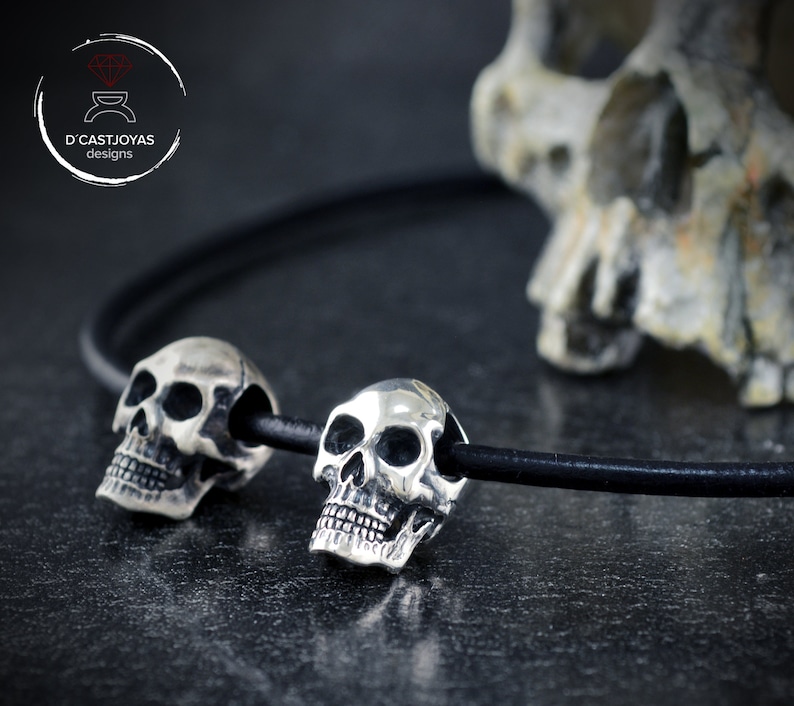 Gothic jewelry Biker jewelry Memento mori pendant Solid Silver skull pendant with oxidised textures Silver skull necklace for men