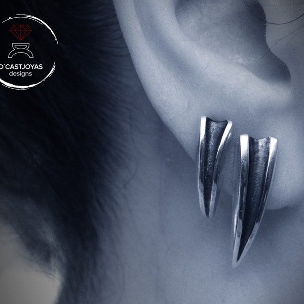 Silver long wolf fang earrings, Silver claw earring, Punk Earrings