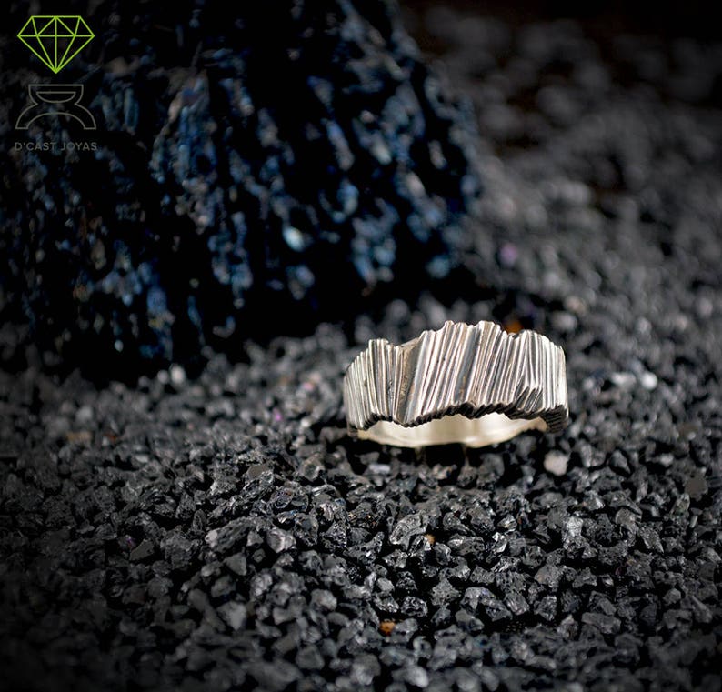 Contemporary jewelry Handcrafted ring Silver rustic band ring,Silver alliances Reticulated Sterling ring for men, Urban style ring