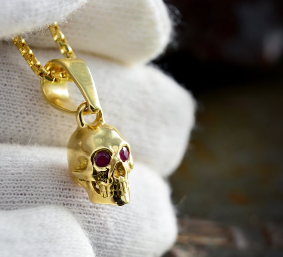 Gold Skull Pendant Handmade Petit Skull in 10k 14k and 18k Gold Wedding Skull Necklace Etsy Canada