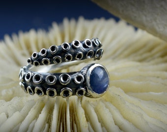 Sterling Silver Octopus Tentacle Ring with Natural Star Sapphire , Sea Jewelry, Unique Handcrafted Piece