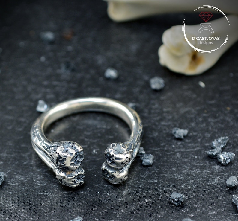 Anello in argento massiccio con osso, anello vichingo immagine 3