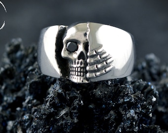 Silver skull wedding ring for men,  Silver band ring, Badass jewelry