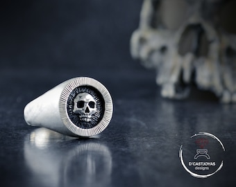 Anello Uomo Memento Mori Teschio Gotico Argento 925 Personalizzabile Fascia Latina