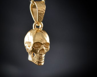 Small gold skull pendant, Handmade realistic human Skull in 10k, 14k or 18k Gold