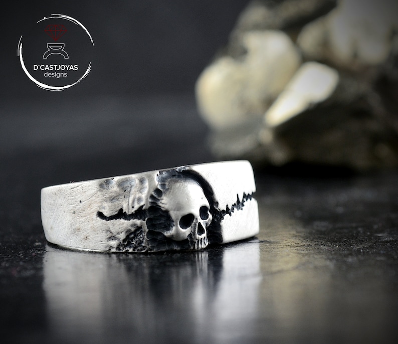 DV Jewels Simple Cool Ring