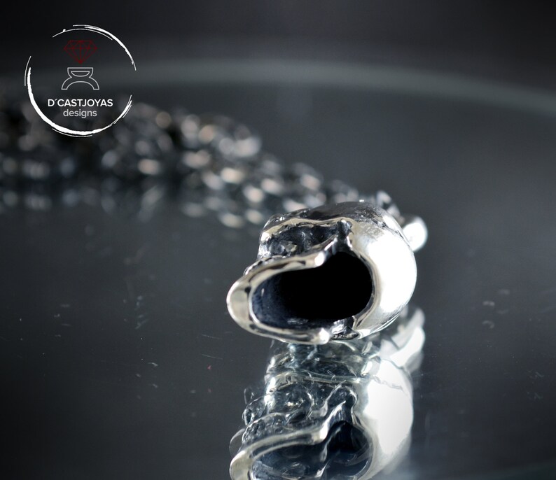 Silver skull pendant, Human skeleton necklace for men, Memento mori jewelry, Handcrafted skull immagine 8