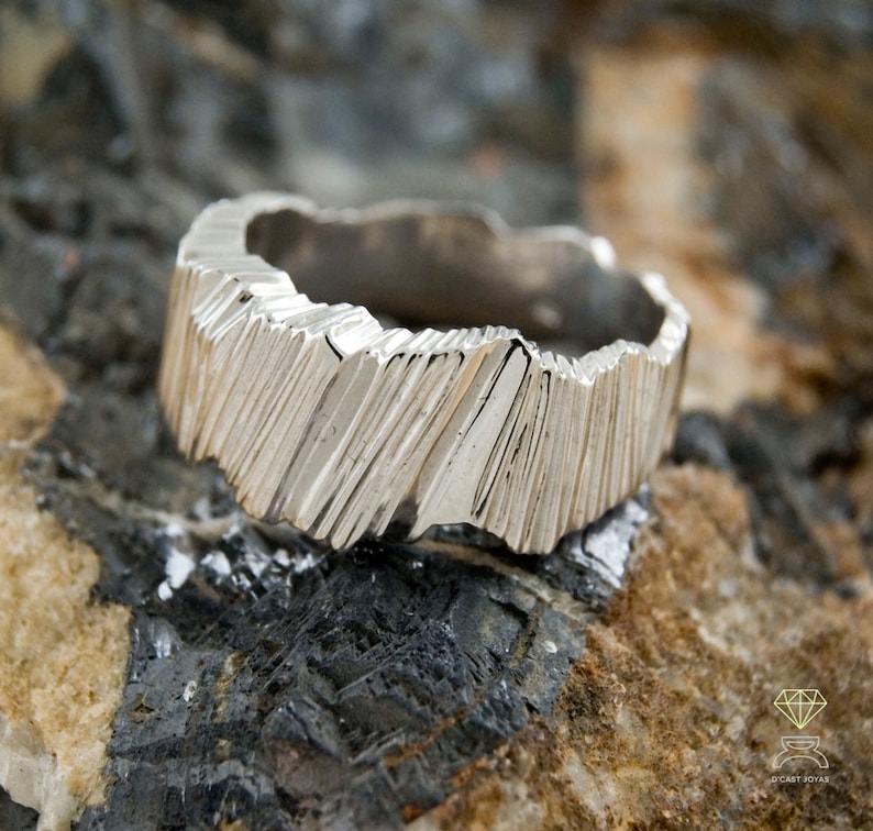 Contemporary jewelry Handcrafted ring Silver rustic band ring,Silver alliances Reticulated Sterling ring for men, Urban style ring