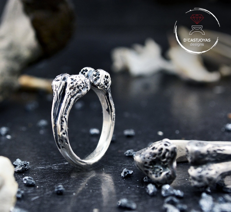 Anello in argento massiccio con osso, anello vichingo immagine 1
