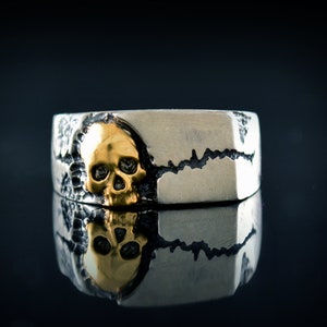 Gold Skull Sterling Silver Signet Ring: Rock Texture, Memento Mori